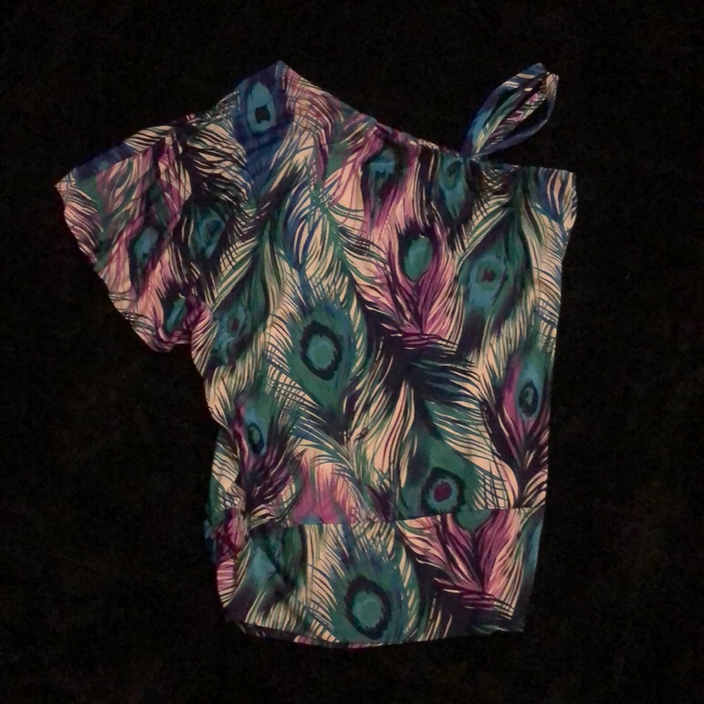 Off-the-shoulder Peacock Print Top